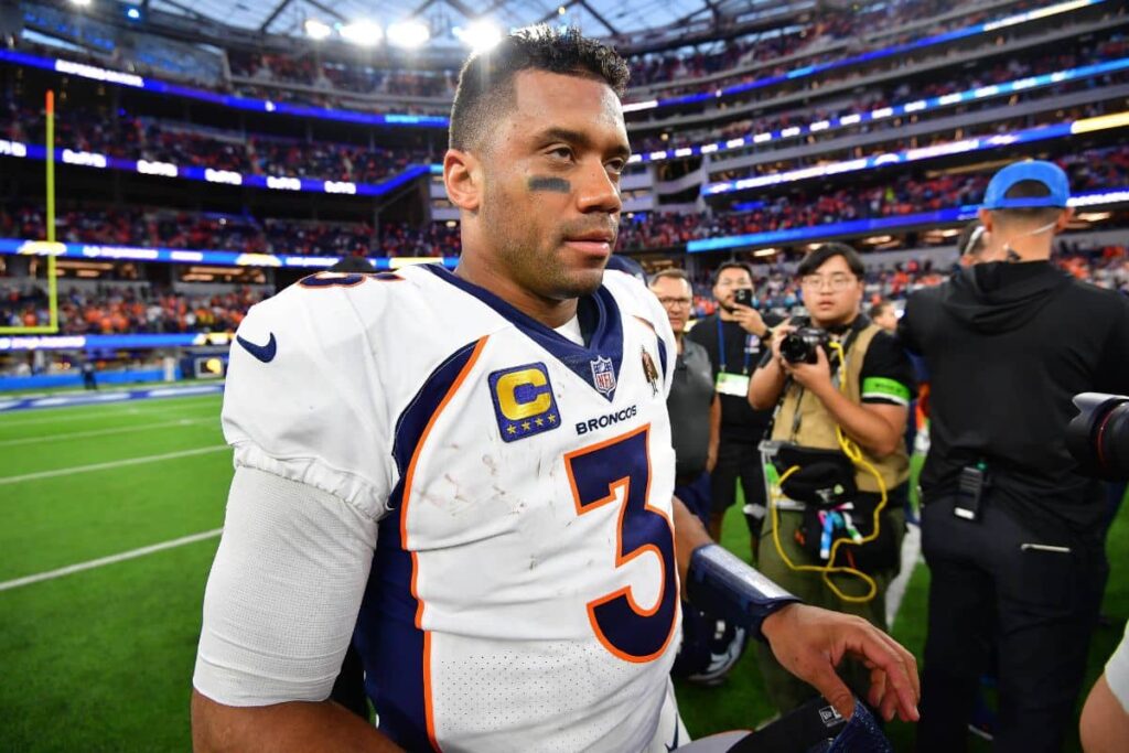 NFL: Denver Broncos deve dispensar Russell Wilson