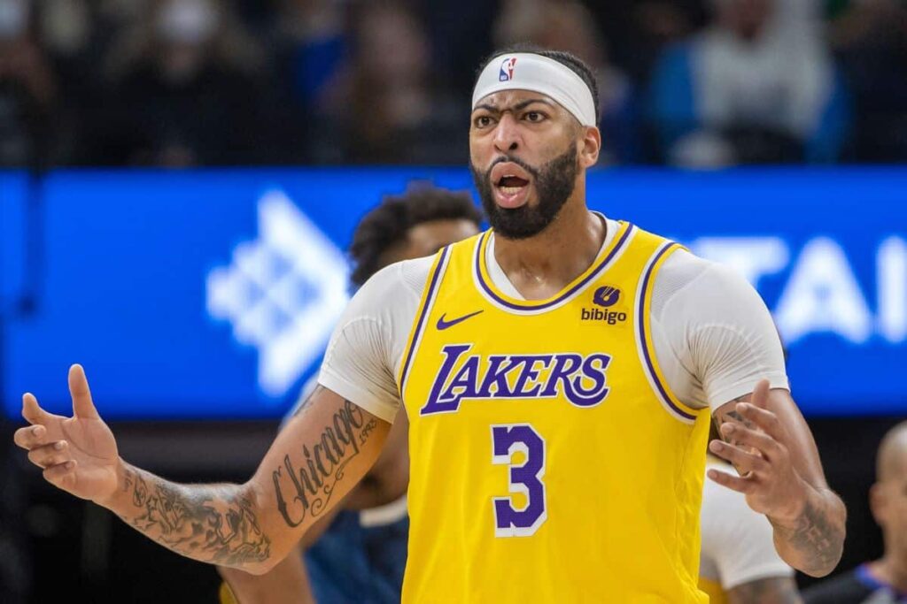 Anthony Davis desabafa sobre má fase dos Lakers na NBA: ‘Ninguém sente pena’