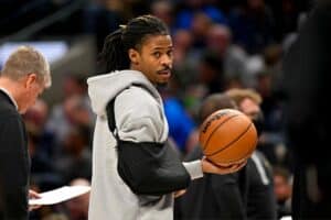 NBA: Ja Morant passa por cirurgia após lesão no ombro