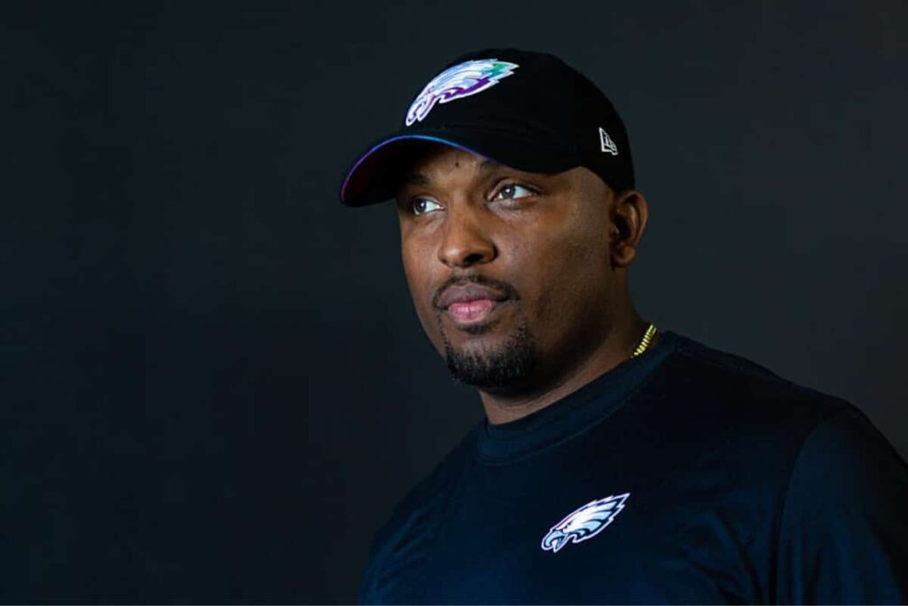 NFL: Eagles tomam decisão definitiva sobre futuro de Brian Johnson