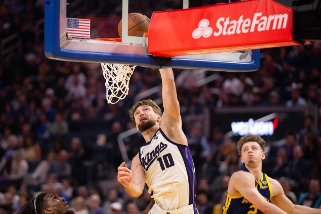 NBA: Kings vencem Warriors em fim de jogo eletrizante