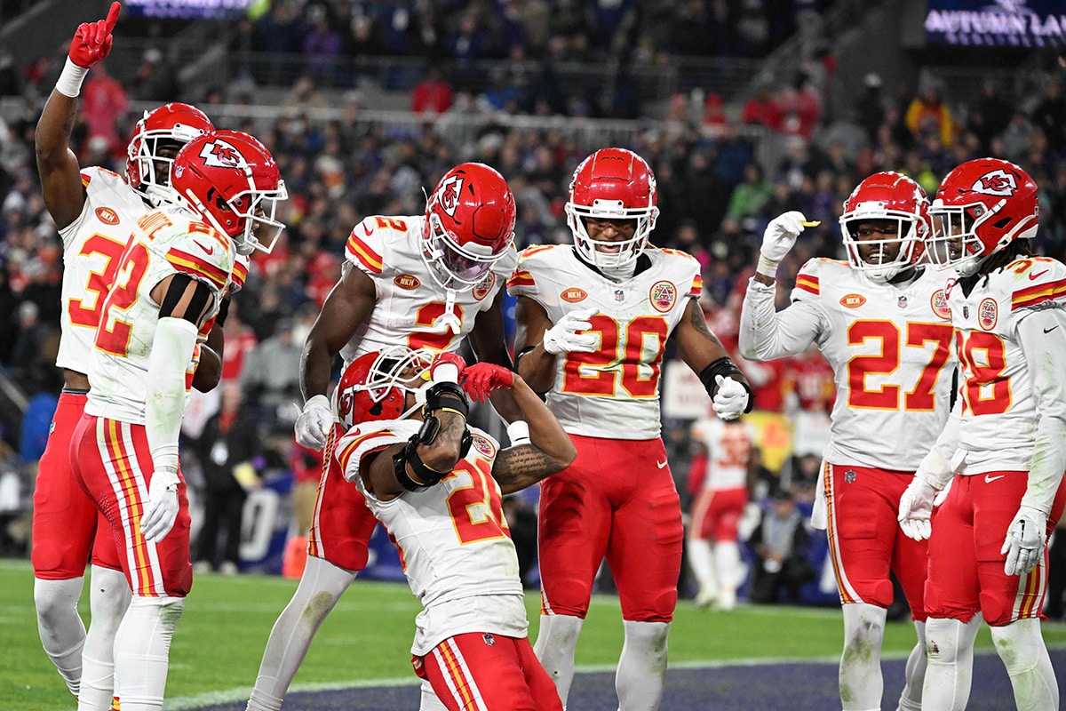 Playoffs da NFL: Defesa dos Chiefs derruba Lamar Jackson e leva time para o Super Bowl