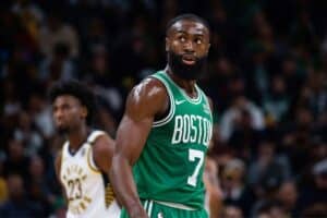 NBA: Boston Celtics atropelam Rockets em noite de Brown e Tatum