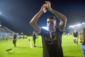 Time da MLS oficializa compra de jogador brasileiro