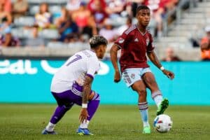 Brasileiro deixa MLS e assina com clube da Série A