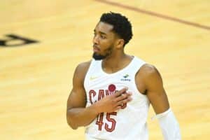 NBA: Cavaliers passam sufoco sobre os Wizards, mas Mitchell garante vitória espetacular