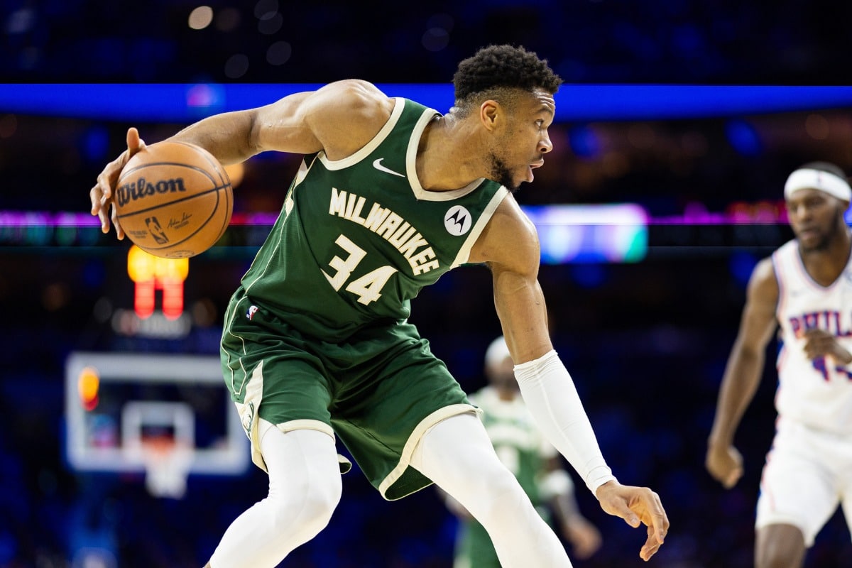 NBA: Milwaukee Bucks atropela 76ers e encaminha reação na temporada