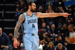 Mercado NBA: Grizzlies trocam Steven Adams para os Rockets