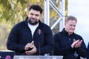 NFL: Defensor dos Steelers vence prêmio de ‘Homem do Ano’