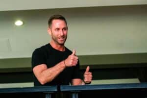 NFL: astro da NBA dá ‘boas-vindas’ a novo técnico dos Commanders