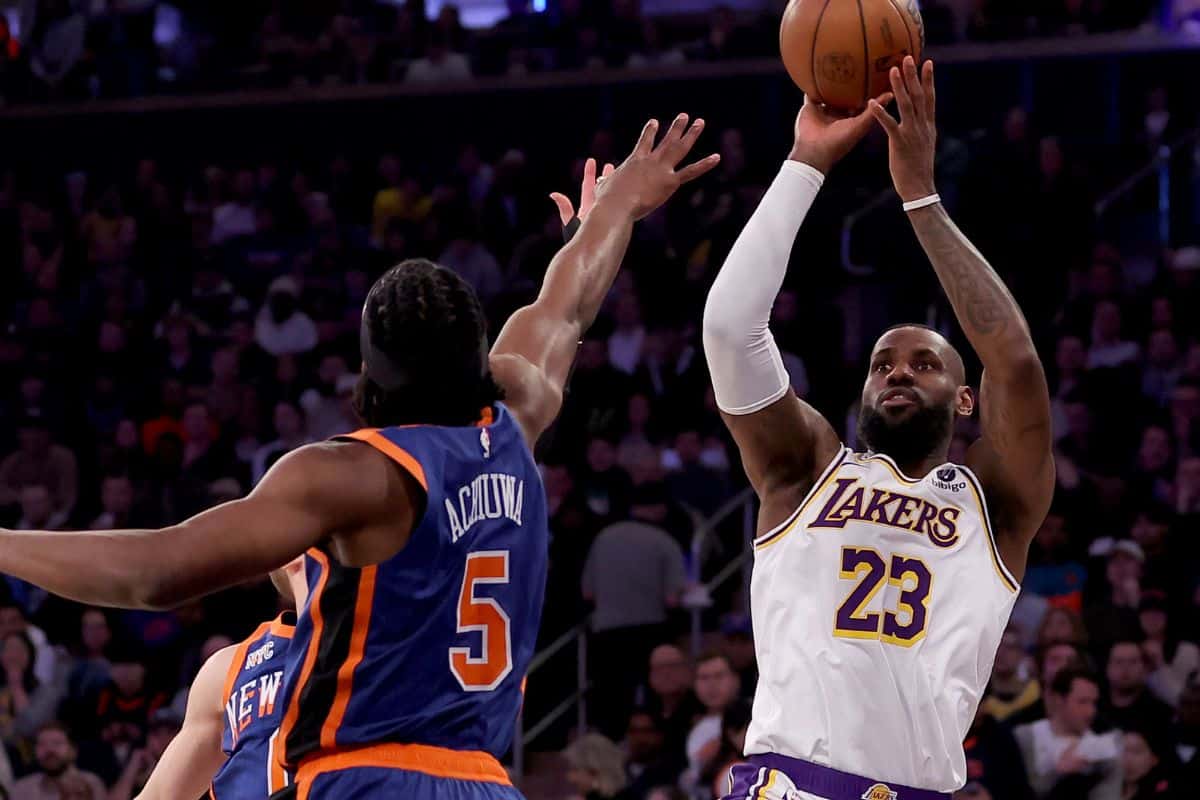 NBA: Lakers vencem e quebram sequ&ecirc;ncia de 9 vit&oacute;rias dos Knicks