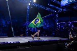 UAE Warriors estreia no Brasil e acerta primeiras lutas do card