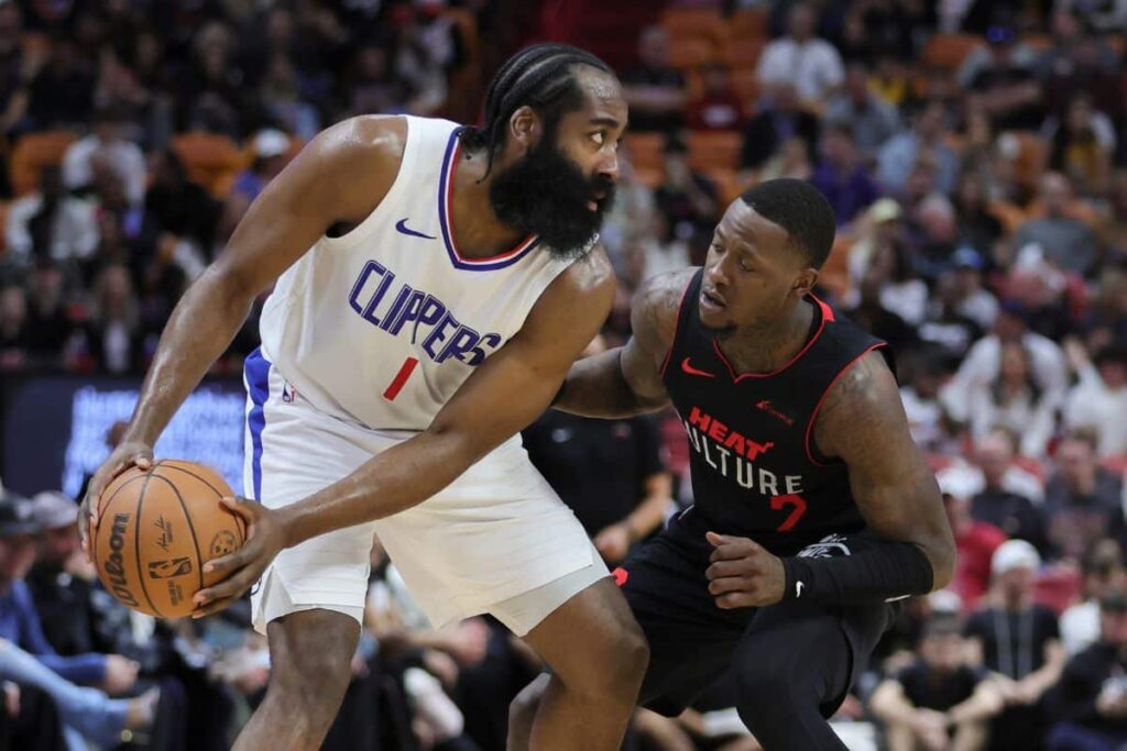 NBA: Clippers freiam reação do Heat, vencem jogo e encostam no topo do Oeste