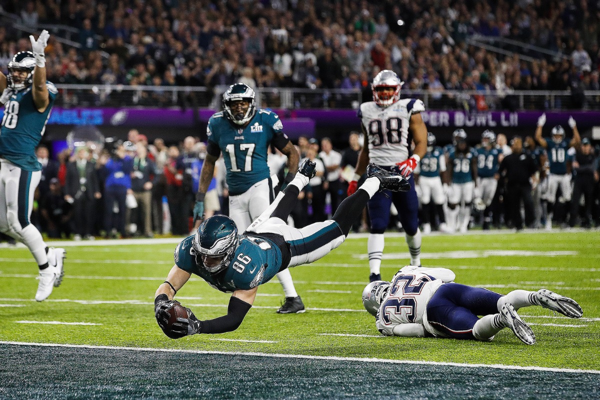 NFL: ganhador do Superbowl assina contrato com o Washington Commanders