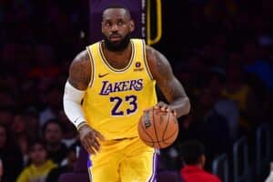 NBA: LeBron James desfalca Lakers em jogo contra potência do Leste