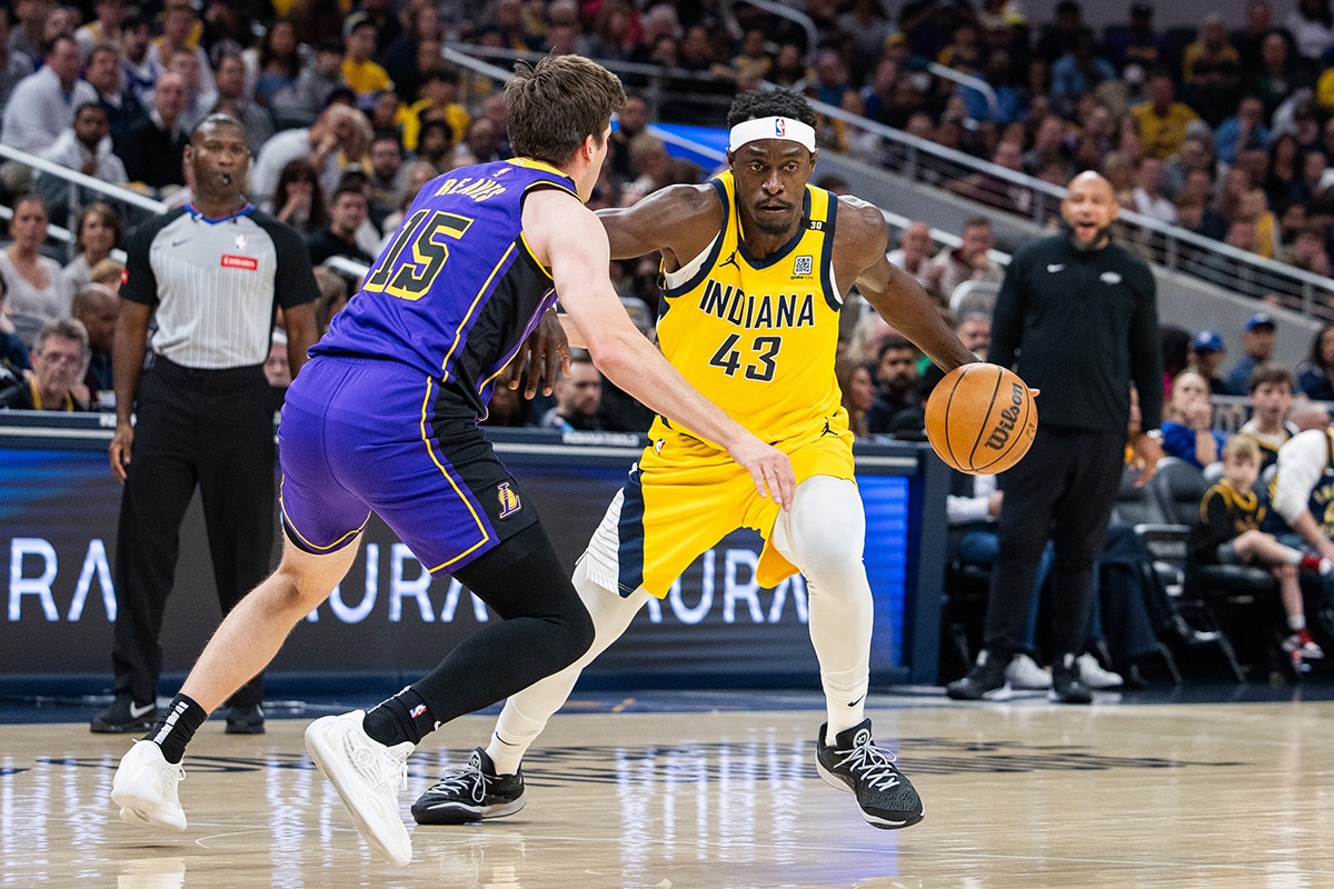 NBA: Siakam ofusca trio de duplos dos Lakers e Pacers vencem com autoridade