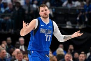 Doncic faz mais um triplo-duplo, mas não impede nova derrota dos Mavericks