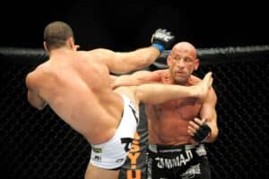 Lenda do UFC se recupera após ato heroico e deixa o hospital