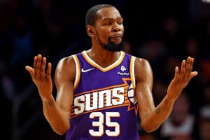 NBA: Kevin Durant é coadjuvante, e OKC vence com grande atuação individual