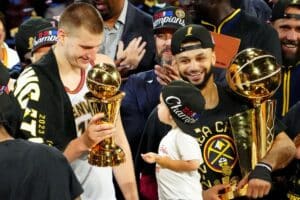Campeões, Nuggets quebram tradição da NBA e recusam encontro com Joe Biden