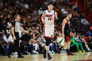 Sem Butler, Heat despacha Bulls e enfrenta líder os Celtics nos playoffs da NBA