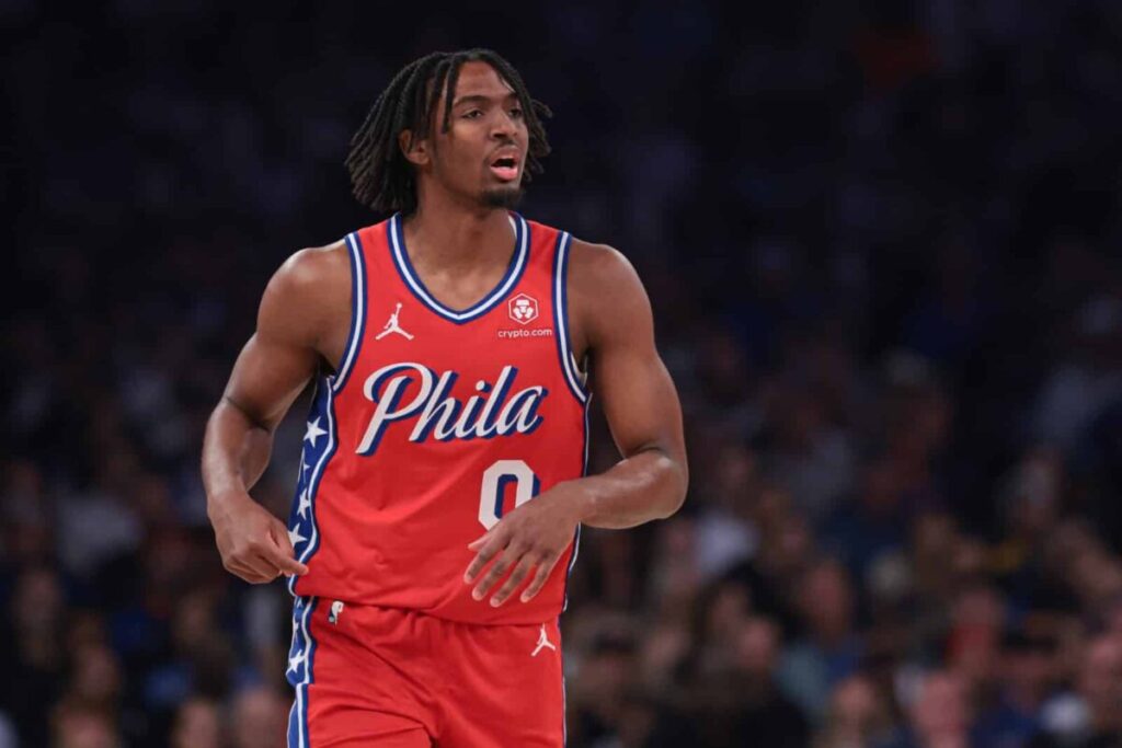 Tyrese Maxey desbanca favoritos e ganha importante prêmio na NBA