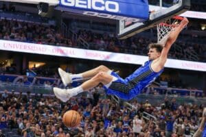 NBA Playoffs 2024: Franz Wagner bate recorde e comanda virada do Magic sobre os Cavaliers