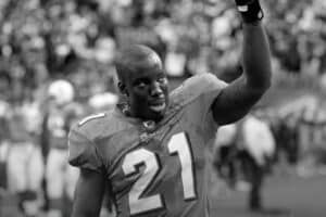 Franquias da NFL lamentam o falecimento de Vontae Davis aos 35 anos