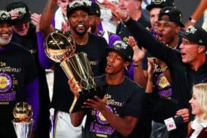 Campeão da NBA pelos Celtics e Lakers, Rajon Rondo anuncia aposentadoria