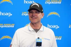 Jim Harbaugh inicia os trabalhos com os Chargers na NFL: ‘Foi o melhor trabalho…