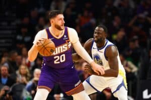 NBA Playoffs 2024: Torcida dos Warriors ri por último em cima de Jusuf Nurkic