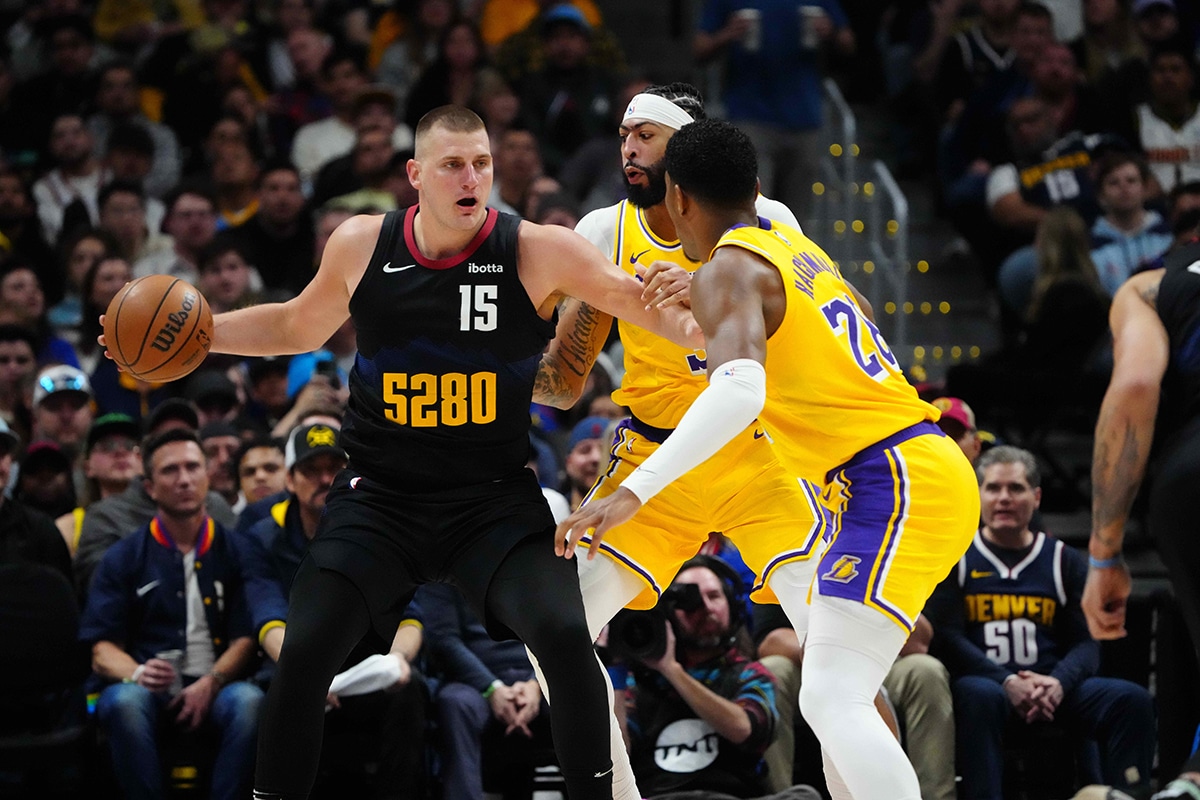 NBA Playoffs 2024: Lakers vão precisar vencer os Nuggets e a lógica para sobreviver no Jogo 3
