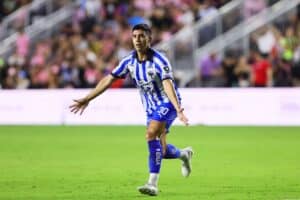 Sem Messi, Inter Miami sofre virada no fim e se complica na Champions Cup