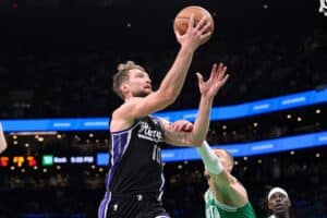NBA: Fox e Sabonis brilham, mas Celtics seguram reação dos Kings em casa