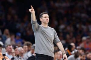 Mark Daigneault, do Oklahoma City Thunder, é eleito o treinador do ano na NBA