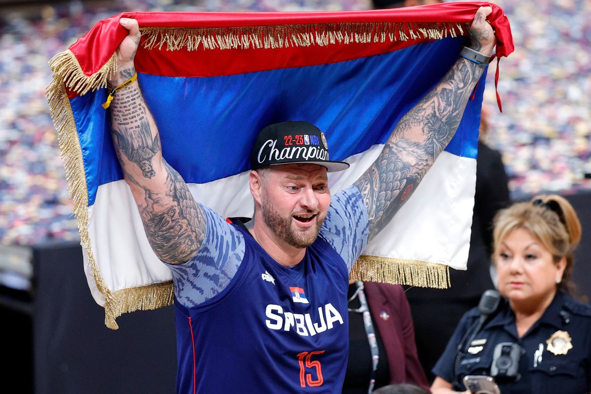 Irmão de Jokic agride torcedor em jogo dos Nuggets, e NBA abre investigação