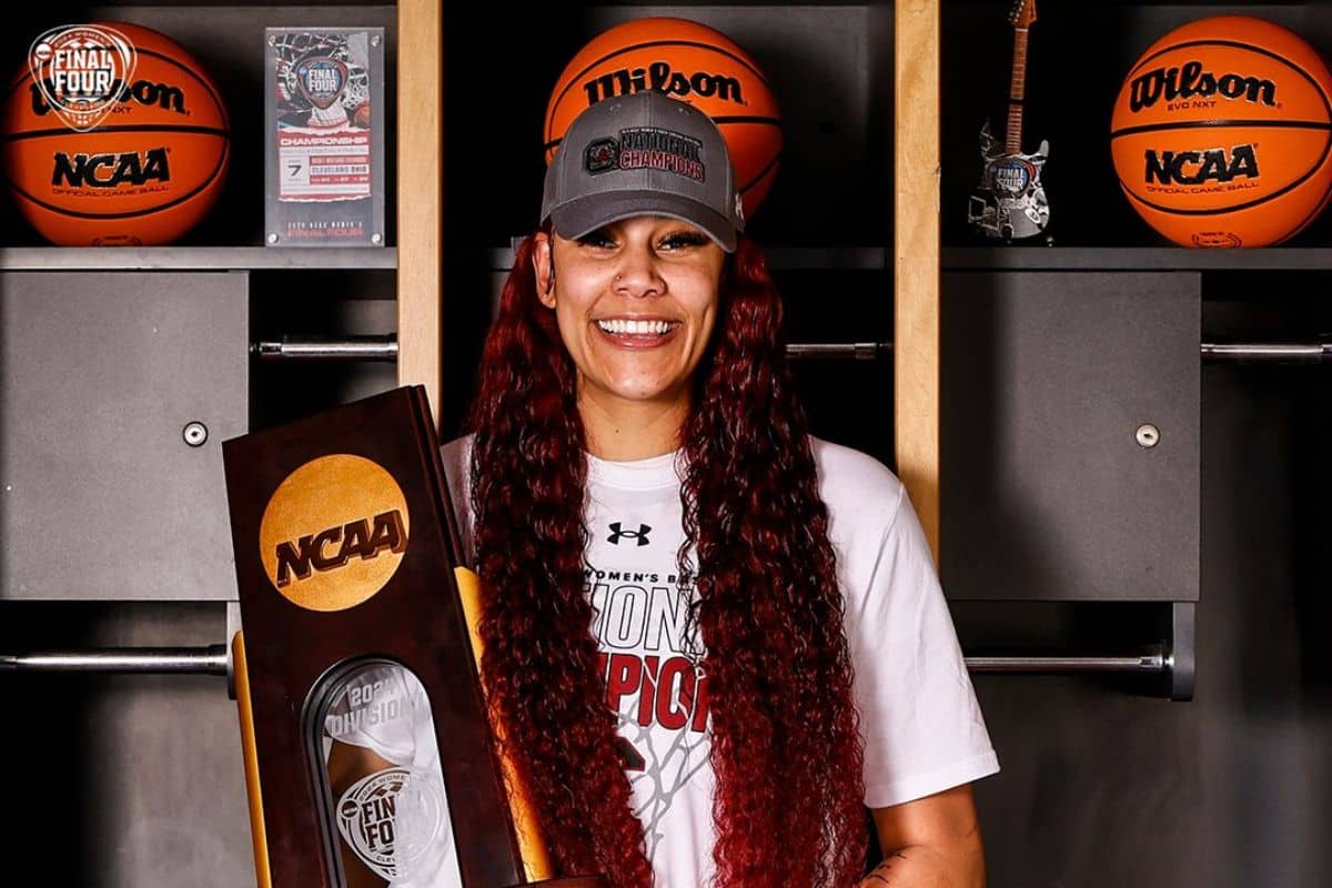 NCAA: bicampeã e MVP, Kamilla Cardoso manda recado para brasileiras