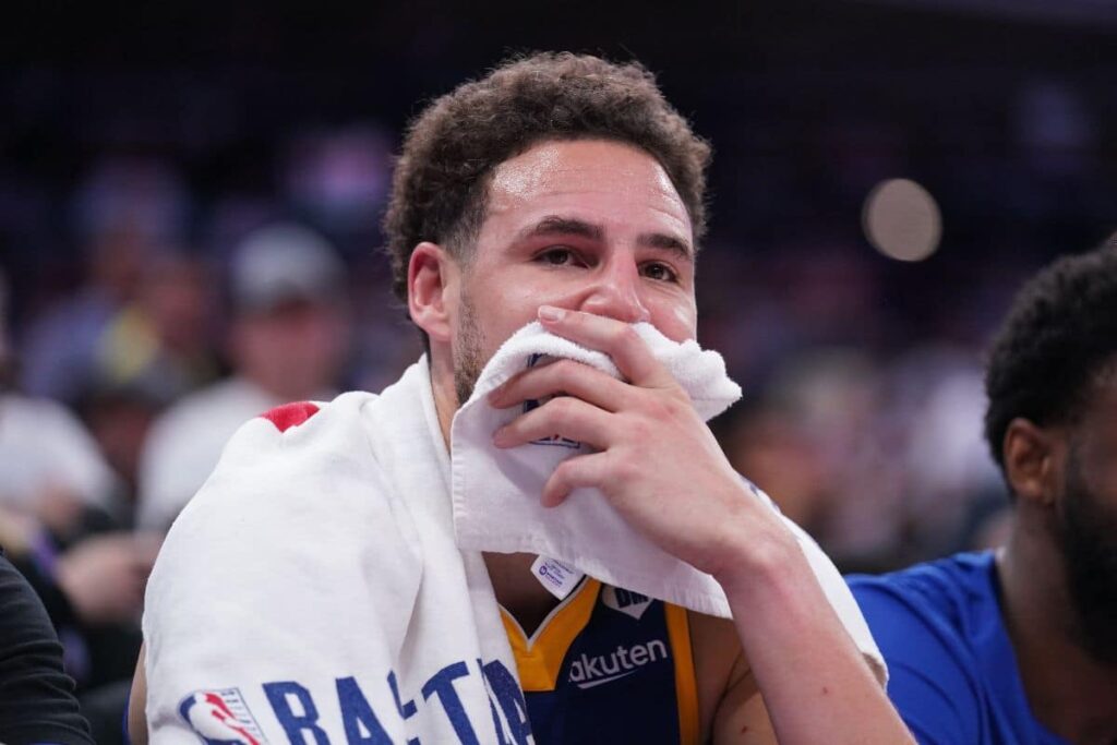 NBA: após fiasco no play-in, Warriors temem saída de Klay Thompson