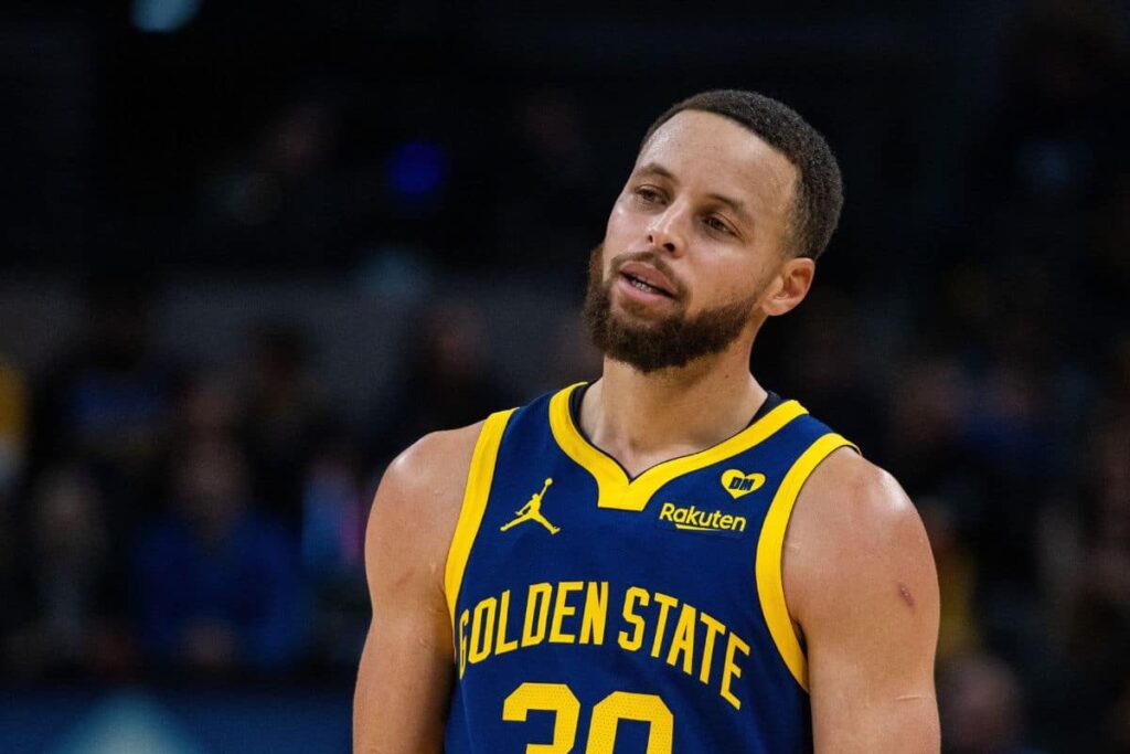NBA: Warriors perdem para Pelicans e caem na classificação
