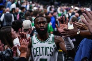 Estrela dos Celtics ignora All-NBA e revela estar focado nas finais: ‘Não tenho tempo…