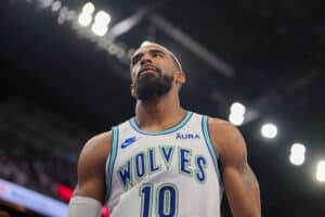NBA Playoffs 2024: Jogador dos Wolves é eleito o ‘companheiro de equipe’ do ano