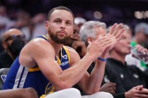 Stephen Curry é nomeado ao All-NBA 2023-24