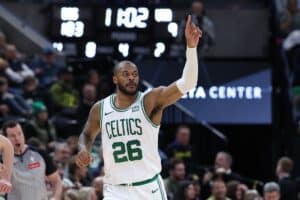 NBA Playoffs 2024: pivô dos Celtics supera drama pessoal e retorna no Jogo 2 da final do Leste