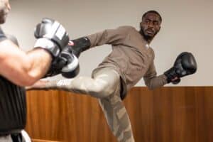 UFC 301 tem luta cancelada após cena assustadora na pesagem