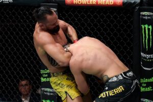 UFC 301: Michel Pereira derruba Potieria com golpe polêmico em 54 segundos