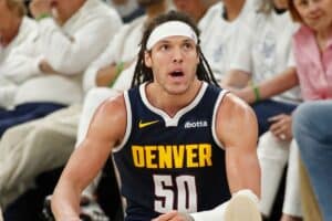 NBA Playoffs: Jokic dispensa holofotes e destaca Aaron Gordon em vitória dos Nuggets