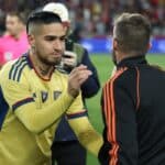 Novo time de Messi vai à semifinal com gol de argentino e prepara festa