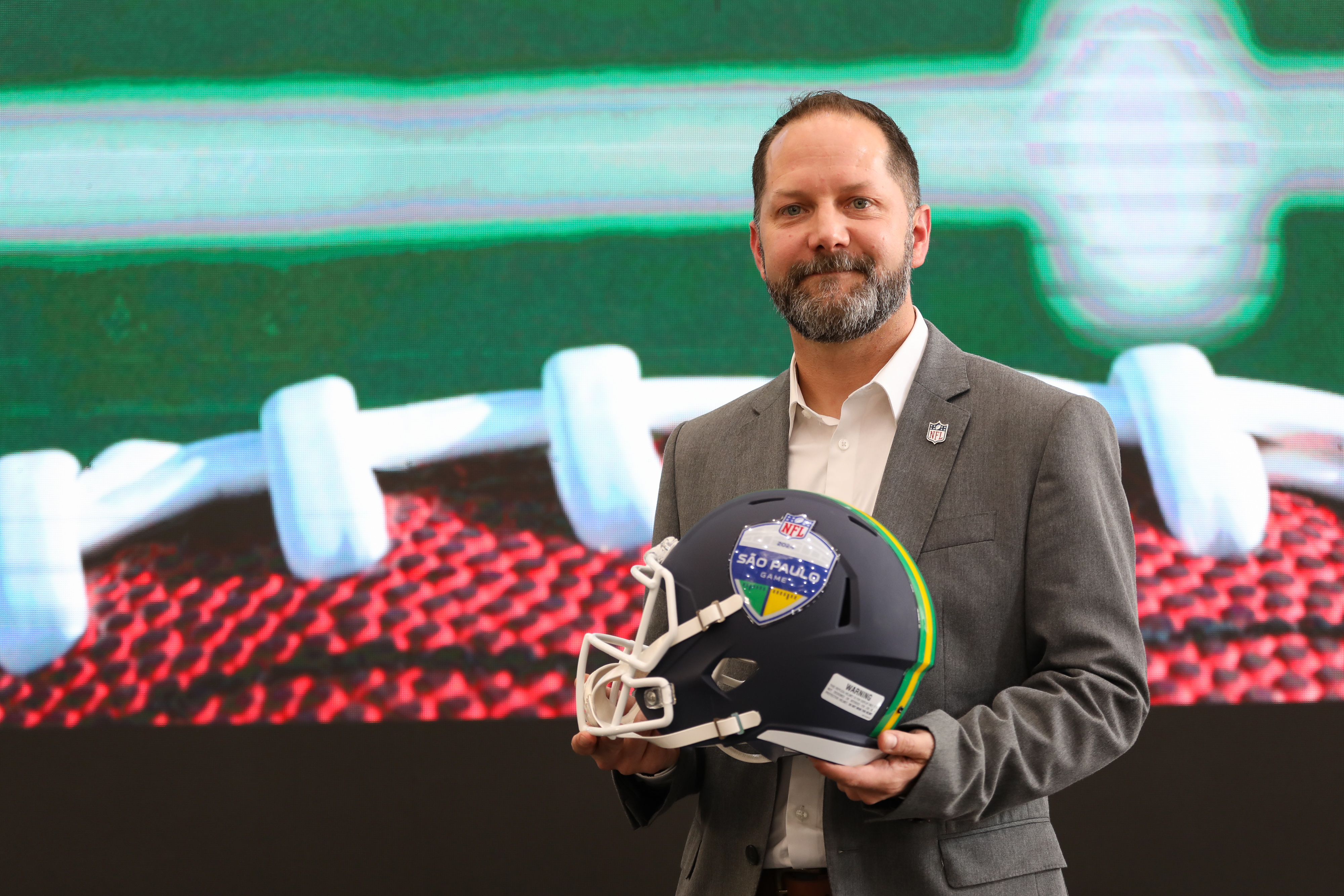 Veio para ficar? NFL abre escritório no Brasil e aponta Luiz Martinez como general manager