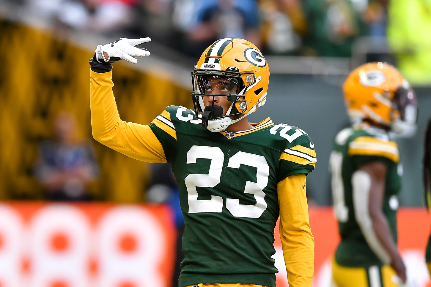 Cornerback do Green Bay Packers, Jaire Alexander surpreende fã brasileiro da NFL