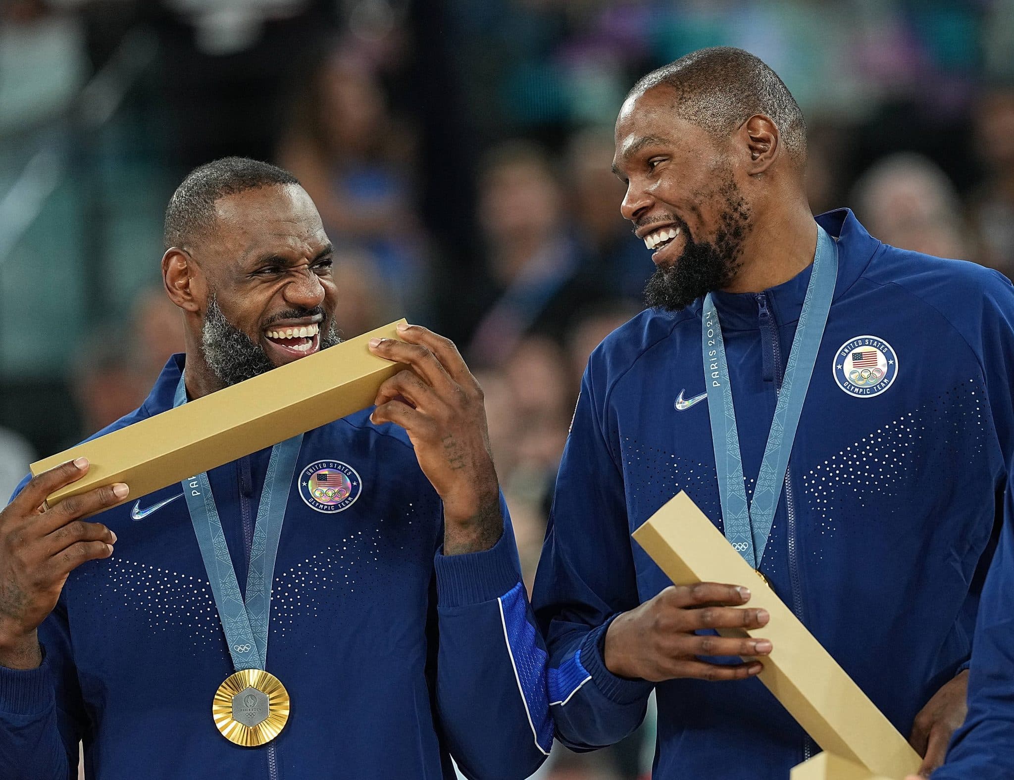 Kevin Durant renova com o Houston Rockets por R$ 486 milhões e se torna o jogador mais bem pago da história da NBA